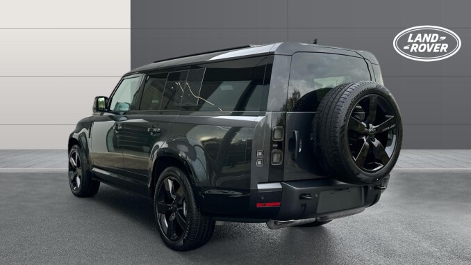 Land Rover Defender 3.0 D350 X-Dynamic HSE 130 5dr Auto Diesel Estate - Image 2